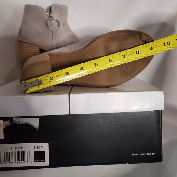 Dolce Vita “Levi” Suede Peep Toe Bootie in Gray Sz 9.5- Shipping Incl - Picture 14 of 15